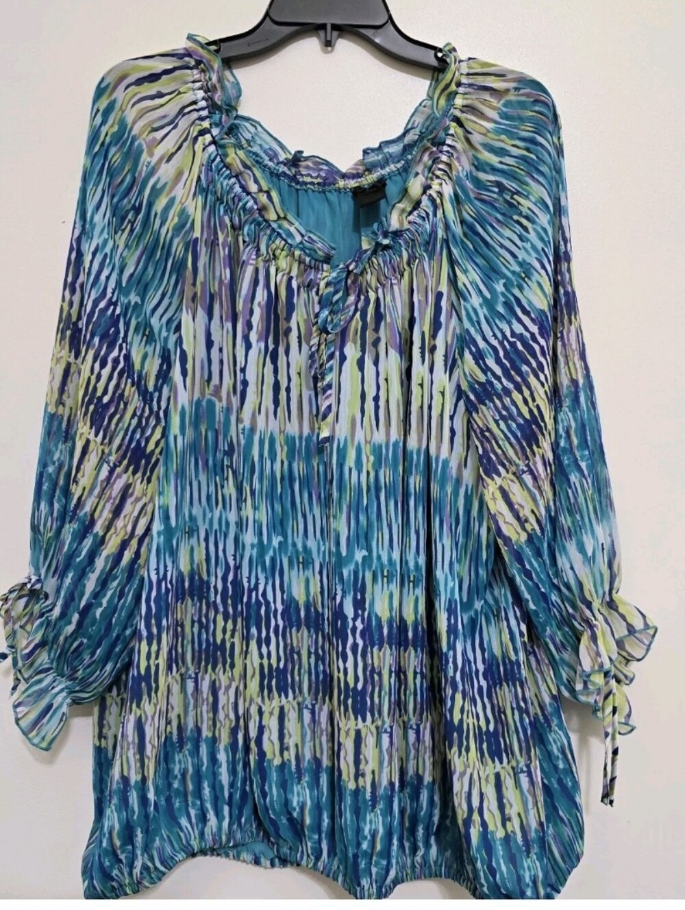 NU OPTIONS size 3X Printed Ruffled Tie String‎ Elastic Neckline Blouse Blue